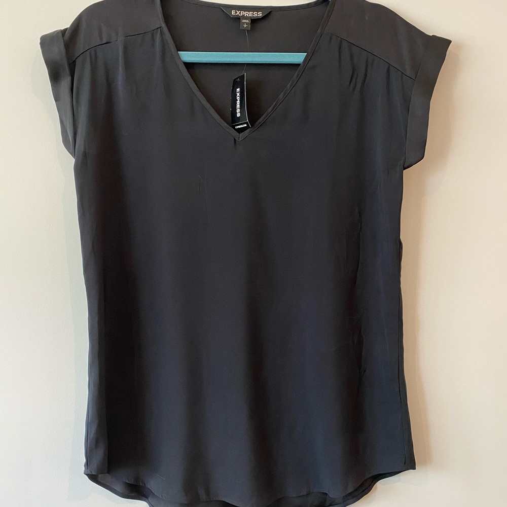 NWT Small Black Express v-neck blouse